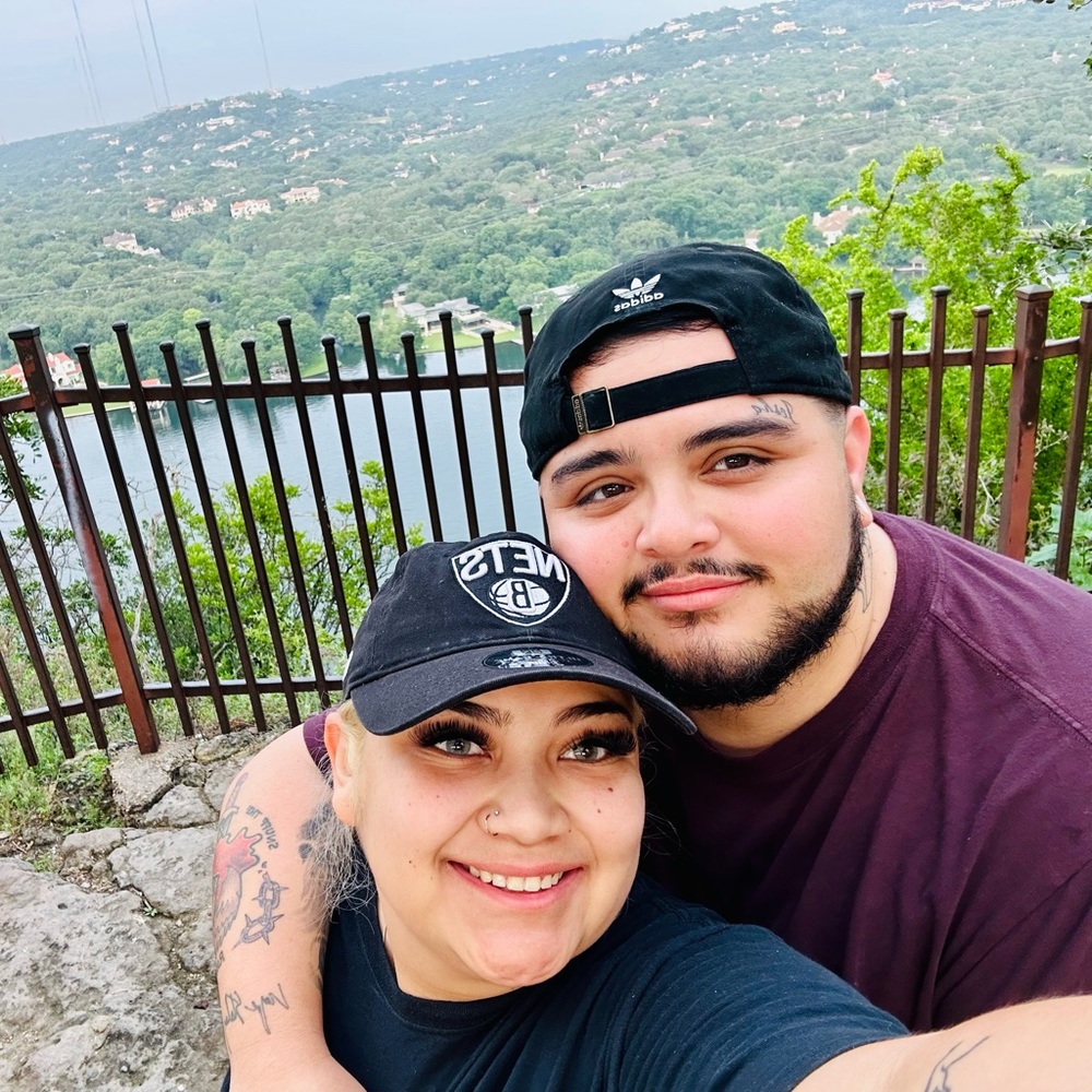 Meet your Posher, Devin